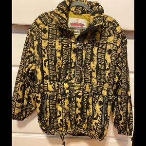 OBERMEYER Woman’s Pullover ski/snowboarding jacket.